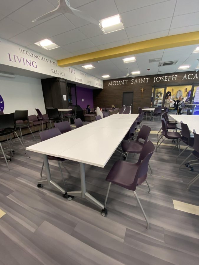 Some of the new lunch tables located in Fontbonne can accommodate larger groups. 