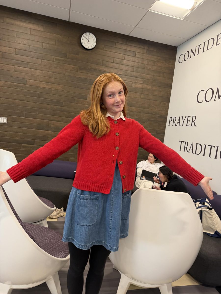 “Annie is my icon because she’s a fearless readhead”, Emily Holmes ‘26 said. 