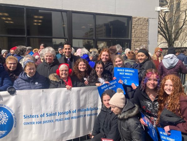 SSJs Advocate for Immigrants in Response to ICE